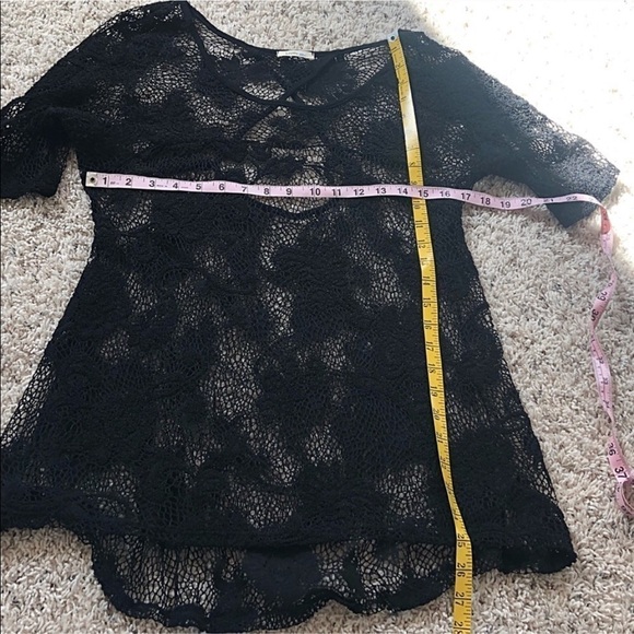 Lovely 153 black lace cut out elbow sleeve t… - Picture 5 of 10